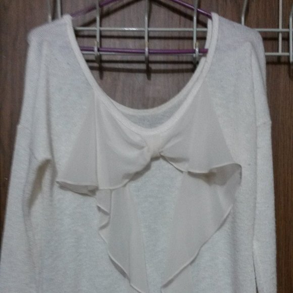 Studio Y Flowy Ruffle Top - Picture 4 of 11